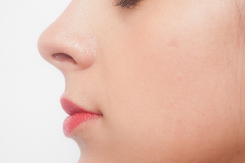 Column そろそろちゃんとケアしたい 小鼻の 角栓 おすすめのお手入れ方法は 敏感肌 乾燥肌のスキンケアを本音でレビュー リアルコスメ