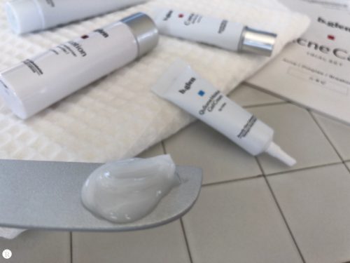 ビーグレン ニキビプログラムのリアル女子評価 大人ニキビ改善に効果的なトライアルセットをレビュー 敏感肌 乾燥肌のスキンケアを本音でレビュー リアルコスメ